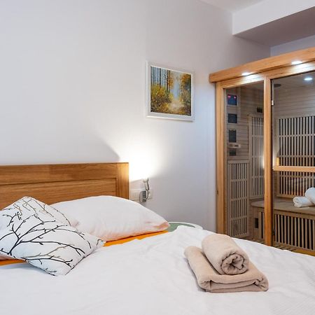 Forest Apartment With Sauna Яхимов Экстерьер фото